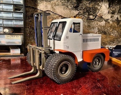 rc forklift Lviv ap 4045 ölçek 10 traktör kamyon hobi kendin yap 3d print model - Mito3D