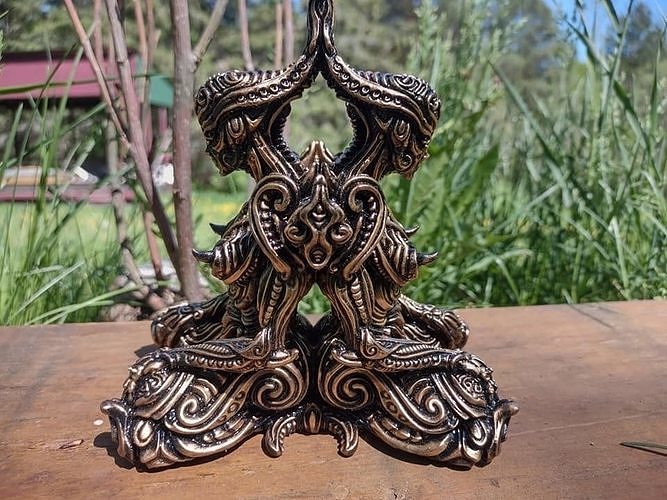 relè biomeccanico antico artefatto femmina ornato steampunk fantasia fantasyart tavolo scifi arte sculture 3D print model - Mito3D