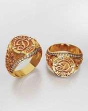 squillare gioielleria oro sollecita anello lettere lettera arte lusso moda anelli 3d print model - Mito3D
