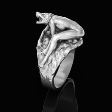 anillo de loba ella wolf la joyería oscuro imprimible plata art gem lobo hombre wolfman oro cnc los anillos 3d print model - Mito3D