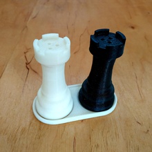 sel poivre shaker tours maison les échecs à manger cuisine le de l'impression carthame tanyaakinora kitchendecor saltandpeppershaker kitchendining 3d print model - Mito3D