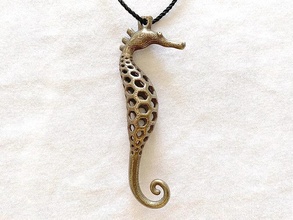 seahorse pendant necklace accessories fashion gift valentine cool keychains jewelry pendants animal geometric voronoi hexagonal organic shape 3d print model - Mito3D