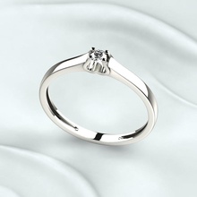 Single Diamant golden Ring Nashorn 3dprint druckbar Mode Schmuck Gold engagem Juwel Ringe 3d print model - Mito3D