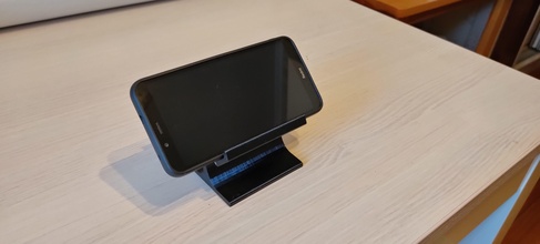 smartphone in piedi 3d stampa litografia gadget telefono casi passatempo fai elettronica 3d print model - Mito3D