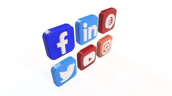 social médias Icônes Facebook instagram Linkedln pinterest Twitter Youtube gadgets pc portable art panneaux logos 3d print model - Mito3D