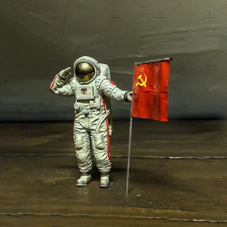 soviétique russe atterrissage Lune maxgrueter grutier kréchet scaphandre cosmonaute lune cccp cosmos astronaute art sculptures 3d print model - Mito3D