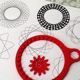 spirograph drawing game toy gear geometry epitrochoid hypotrochoid games toys 3d print model - Mito3D