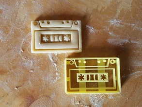 tape cassette cookie cutter walkman music stereo mp3 cookies baking bakery baked biscuit protonik ginger bread house kitchen dining 3d print model - Mito3D