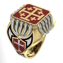 des templiers à l'anneau bijoux symbole de la croix or signe le drapeau isolées imprimable les anneaux 3d print model - Mito3D