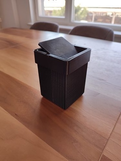 lixo balanço tampa lixo papel bin cesta reciclando desperdício escritório banheiro recipiente casa 3d print model - Mito3D