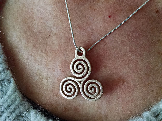 triskelion pendant 05 triskele spiral celtic celt irish mystic triple alchemy arcane sacred geometry sacredgeometry jewelry pendants geometric shape 3D print model - Mito3D