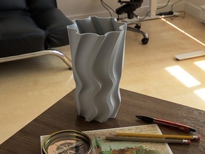 Vase 21 Haushaltswaren Büro Schreibtisch Blume stilvoll Dekor Innere dekorativ Haus 3d print model - Mito3D