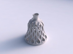 vaso conico twisted liscia tagli estrusi bordi collo alto allungate in casa il a che liscio i estruso alta top arredamento 3d print model - Mito3D