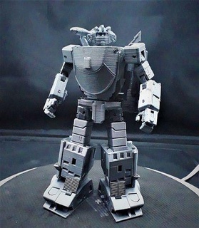 macacão om brinquedos personagem realista modelo robô sci fi transformadores transformador mecha mech vintage Optimus primo articulado transformação veículo autobot decepticon jogos 3d print model - Mito3D