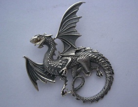 whitby wyrm dragon pendentif antéchrist compagnon apocalypse infernal armageddon monstre créature décor photo mythique satan bijoux pendentifs 3d print model - Mito3D