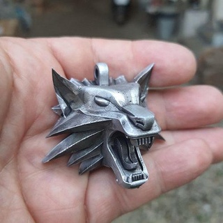 brujo lobo cabeza talismán colgante pendiente videojuego blanquecino Arte matemático 3d print model - Mito3D