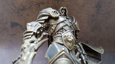 world warcraft - arthas wielding frostmourne figure lich king hobby diy 3d print model - Mito3D