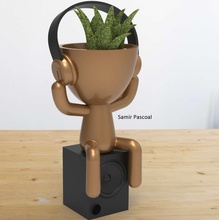 co3d boneco fone oído 3d print model - Mito3D