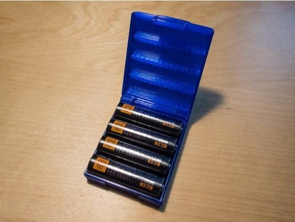 aa bateria caso bainha 4 aparelhos eletrônicos 3d print model - Mito3D