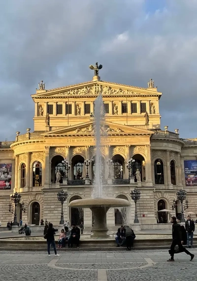 alte oper frankfurt 3d modelle download realität wolke 3d print model - Mito3D