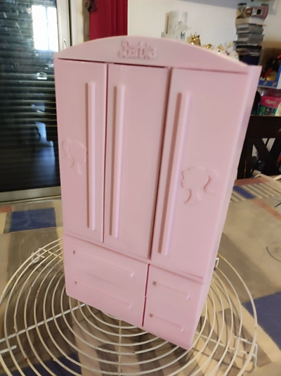 armoire verser poupee barbie 3d modèles télécharger créalité nuage 3d print model - Mito3D