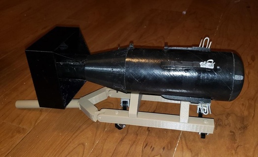 Junge Rückseite auswerfen Bombe Rakete 3d print model - Mito3D