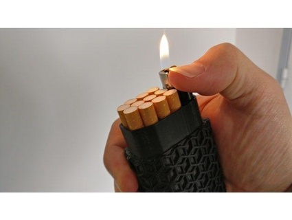 Zigarette + Feuerzeug 3d print model - Mito3D
