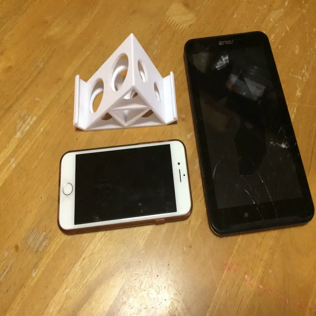 özelleştirilebilir 2 açı sağlam telefon kulp destek 3d modeller indir creality bulut 3D print model - Mito3D