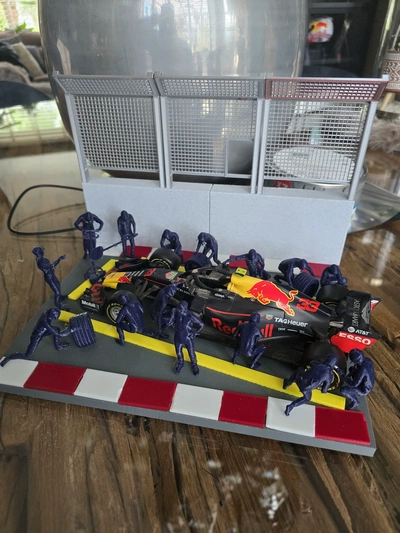 f1 pitcrew 2024 3d modelli scarica creality nube 3d print model - Mito3D