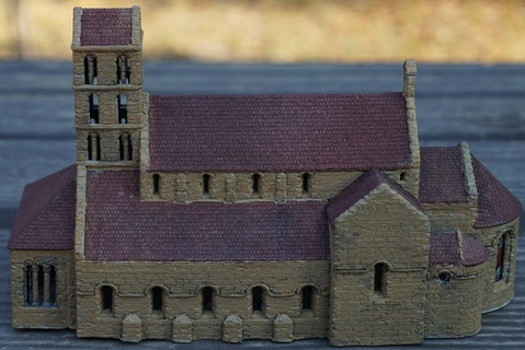 Iglesia romano notre dame suposición print in place histórico edificios 3d print model - Mito3D