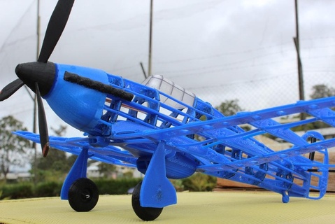 vendedor ambulante furacão mikia borracha banda modelo avião 3d print model - Mito3D
