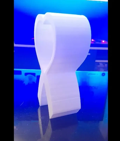 herz geformt topf 3d modelle download realität wolke 3d print model - Mito3D