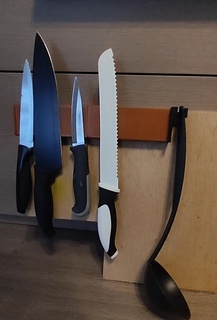 Küche Messer Magnet Mauer montieren 3d print model - Mito3D