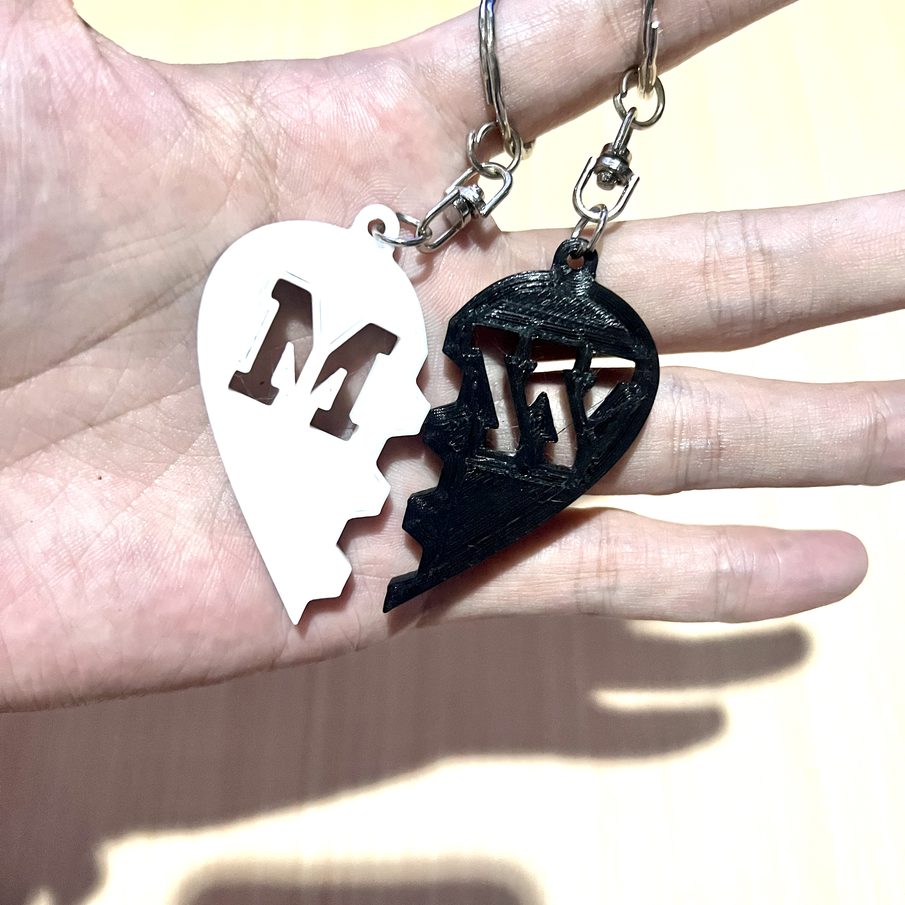 l'amour couple alphabet porte clés pendentif Achevée initiales mode 3D print model - Mito3D