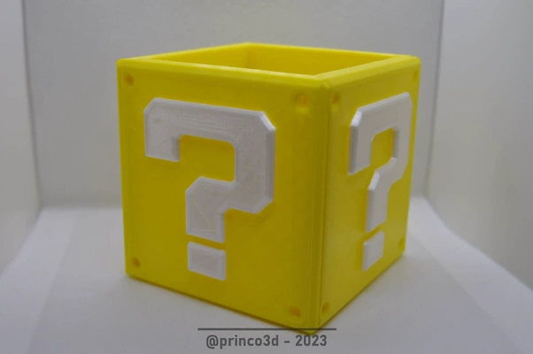 mario bros block stift tasse 3d modelle download realität wolke 3d print model - Mito3D