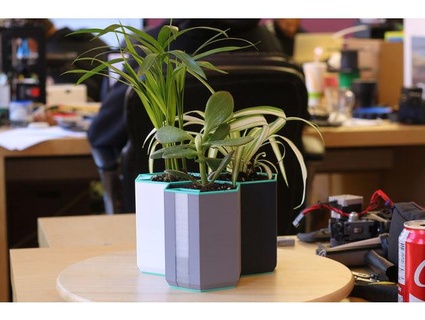 multicolor watering planter Home Decor 3d print model - Mito3D