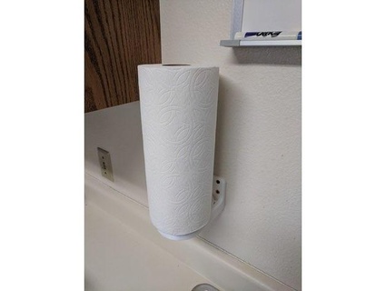 paper towel holder Household 3d print model - Mito3D