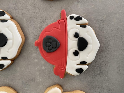 zampa pattuglia maresciallo biscotto pasta zucchero taglierina Alimenti 3d print model - Mito3D