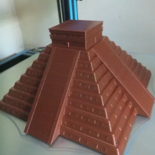 piramid Chichen halka açık tesisler 3d print model - Mito3D