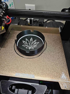 pot leaf decal ash tray 3d models download creality cloud Others 3d print model - Mito3D
