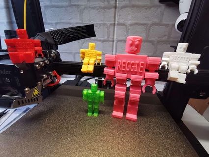 reggie robot - print place Others 3d print model - Mito3D