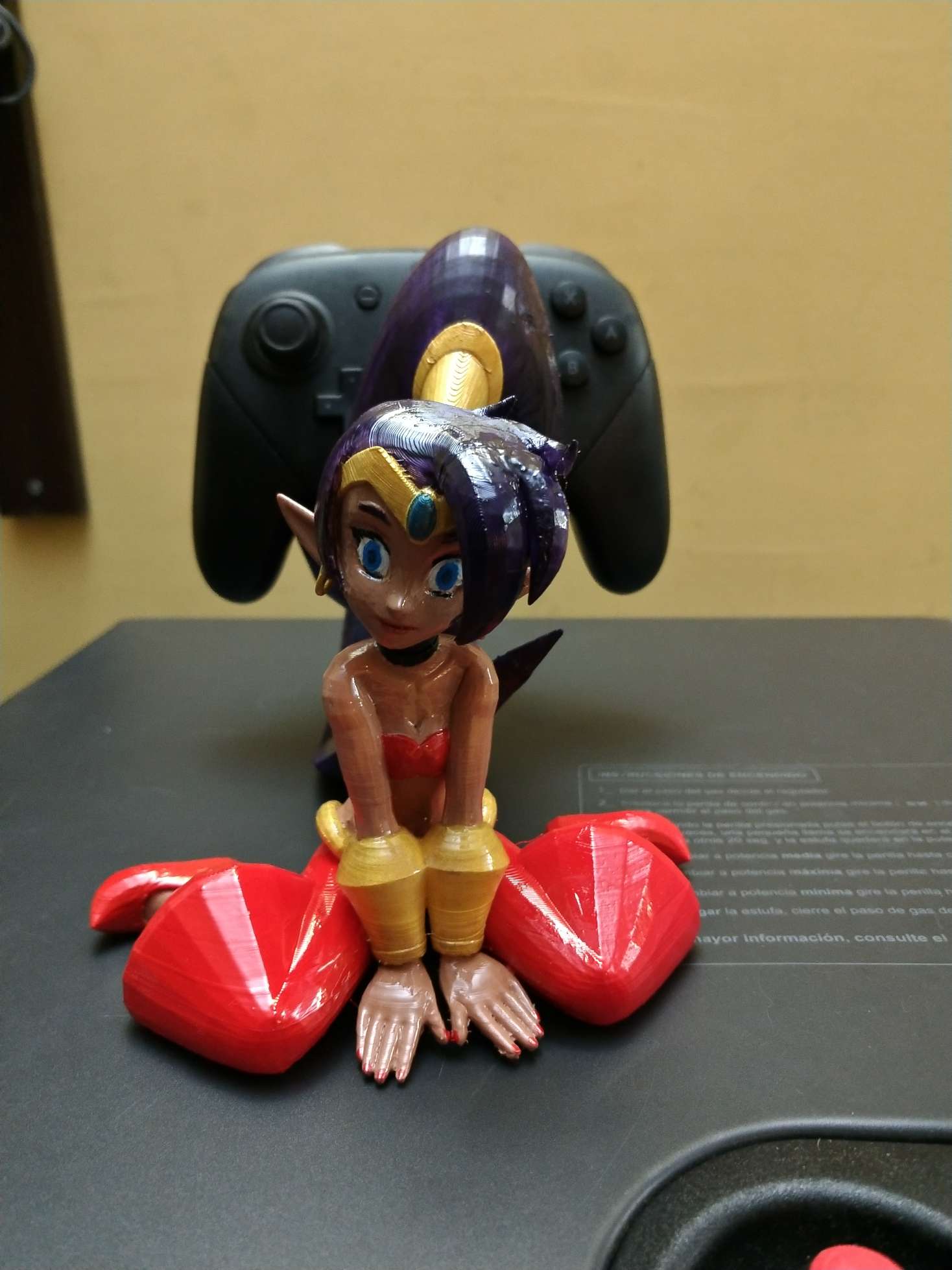 Shantae Gamepad Halter Unterstützung Frauen 3D print model - Mito3D