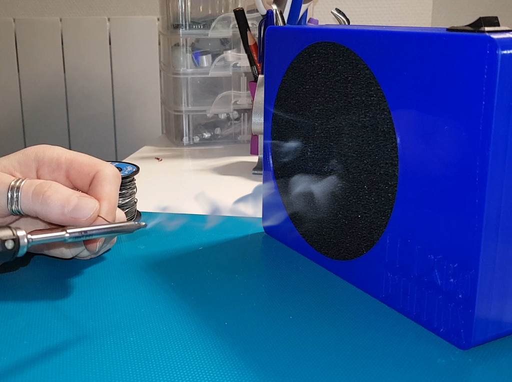saldare fumi estrattore Fumo versare domestico apparecchio 3D print model - Mito3D