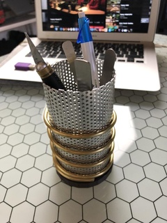 steam punk pencil holder - base plate Others 3d print model - Mito3D