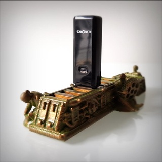 steampunk usb titolare supporto 3d modelli scarica creality nube gadget elettronica 3d print model - Mito3D