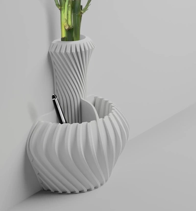 verdrehte büro vase schnitt 3d modelle download realität wolke 3d print model - Mito3D