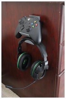 xbox controller + headset holder Toys & Games 3d print model - Mito3D