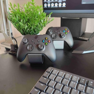 xbox one controller desktop stand Accessories 3d print model - Mito3D