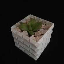 -mhc 101 vaso de flores a arte desing pote triângulo pla ender3 geometria decoração espaços espaço 3d print model - Mito3D