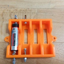 1 2 4 aa bateria suporte cobrando ferramenta carregar eletrônicos 3d print model - Mito3D